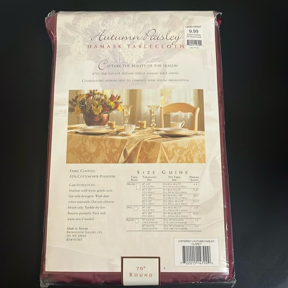 Linens n Things Damask Table Cloth - Picture 2 of 5